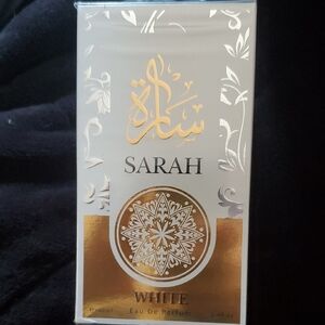 Sara White Eau De Parfum with Gold Accents